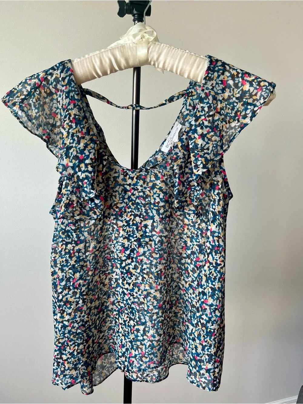 BCBGeneration Boho Sheer Ruffle Sleeve Floral Blouse Cottagecore US L - Picture 2 of 11
